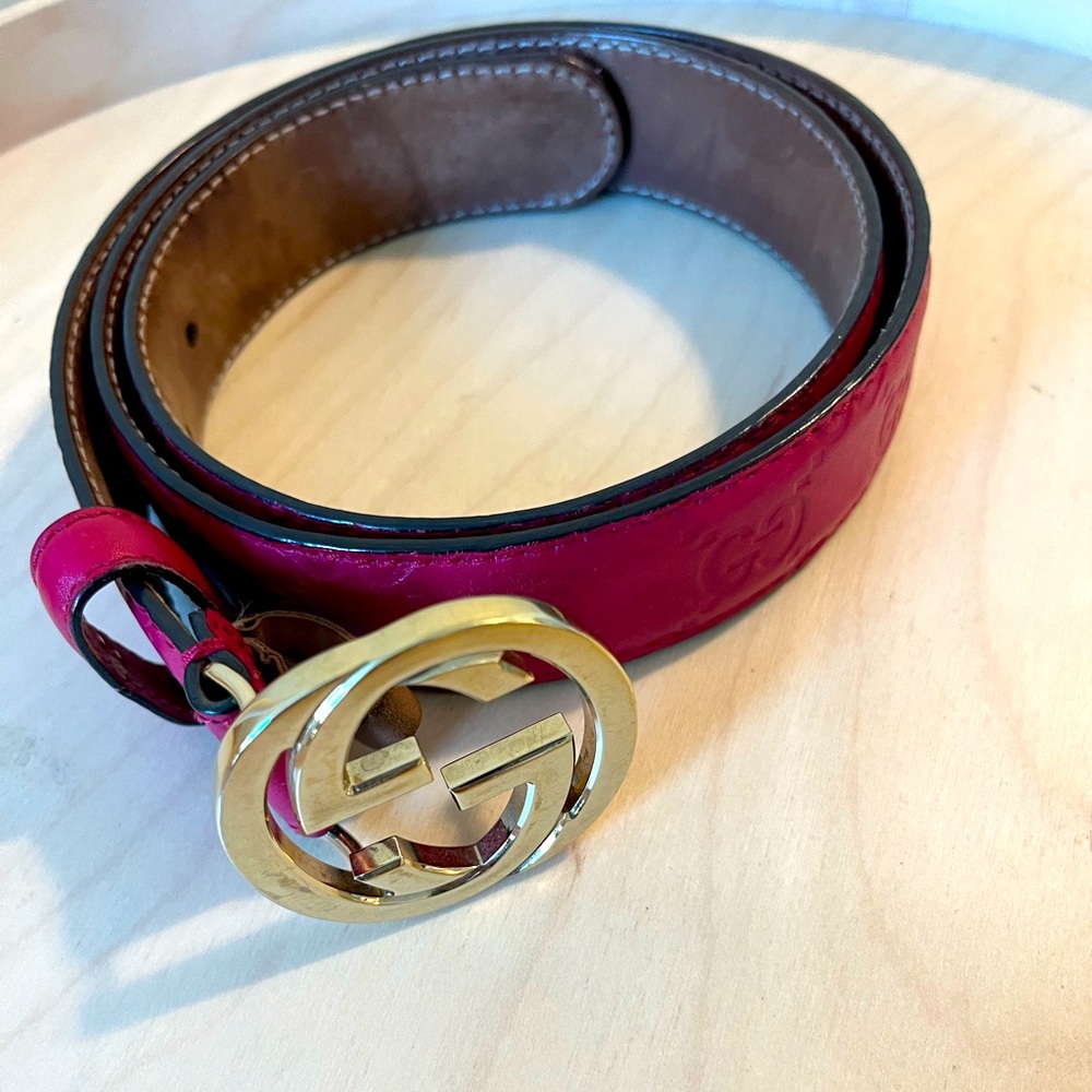 Gucci belt in dark pink